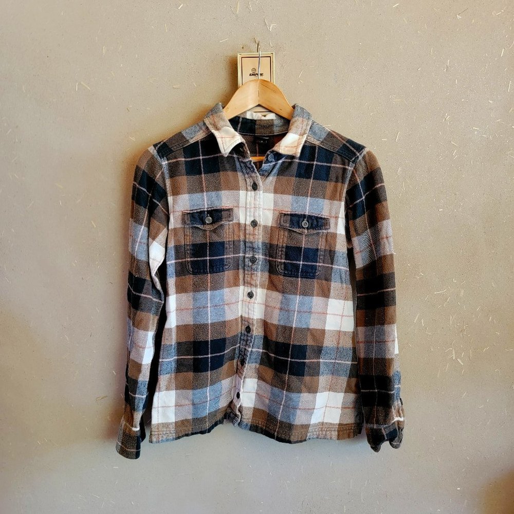 Women's Patagonia Flannel—Size 4